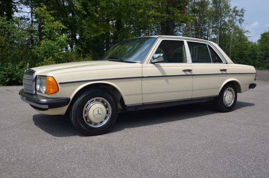  Mercedes-Benz 240 D (Bm.123.123) 1983 года  (EU) (фото 12 из 80)